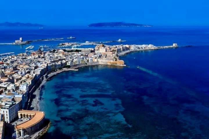 Casa Vacanze Ulisse Trapani Exterior foto